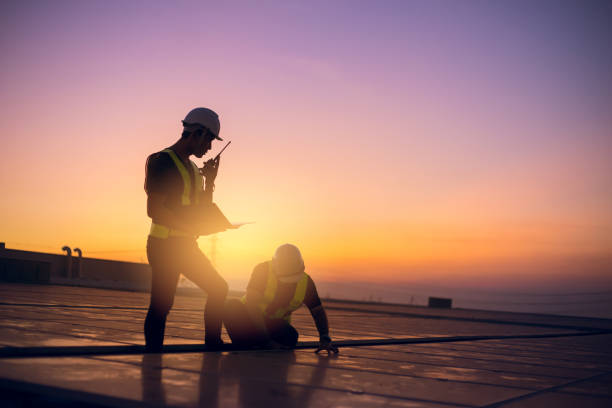 Best Emergency Roof Repair  in Oakland City, IN